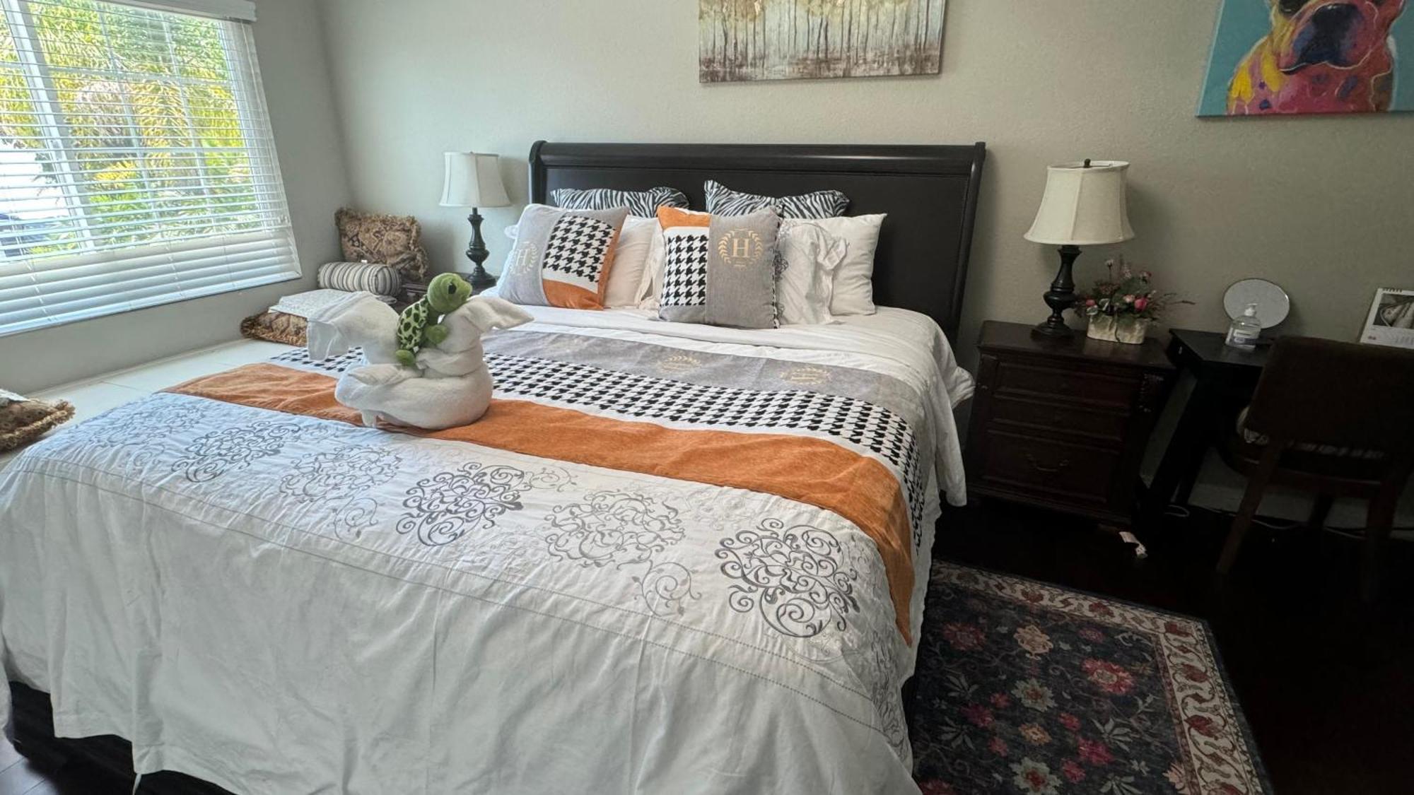2#Family Suite King Bed Room تشينو هيلس المظهر الخارجي الصورة